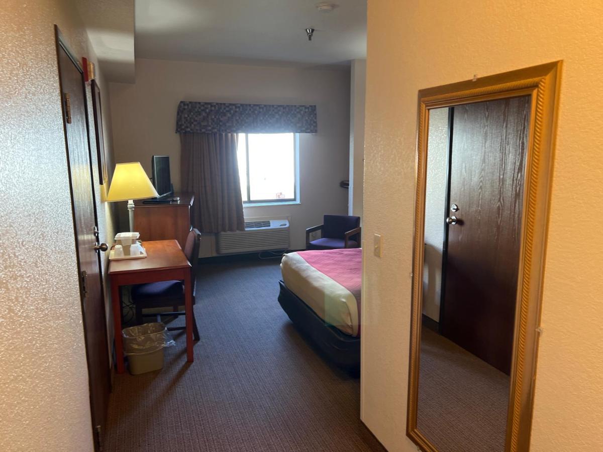 Express Inn & Suites Decatur Dış mekan fotoğraf