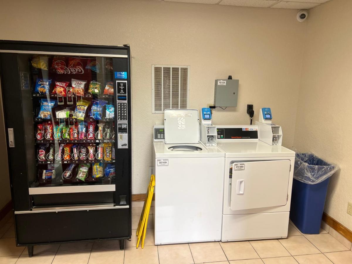 Express Inn & Suites Decatur Dış mekan fotoğraf