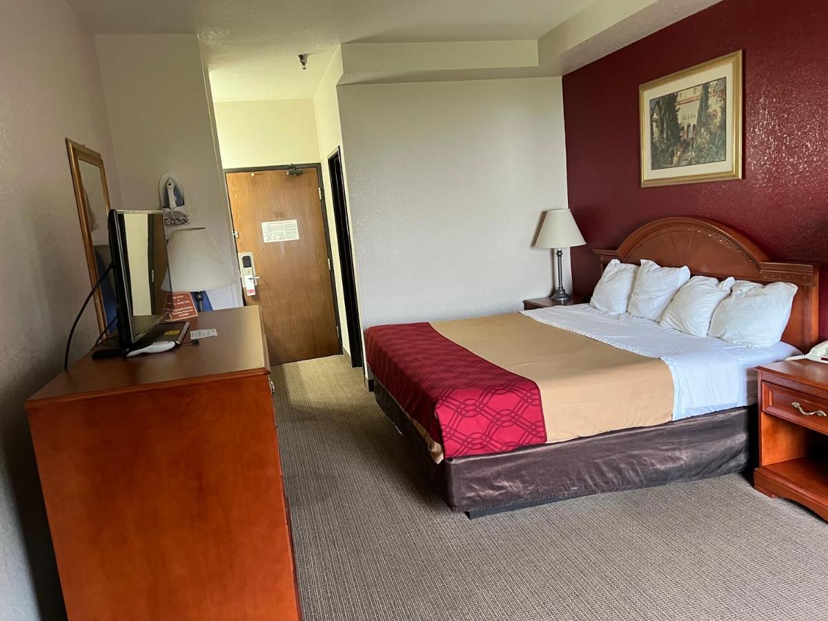 Express Inn & Suites Decatur Dış mekan fotoğraf